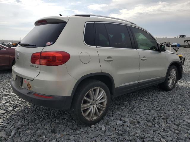 WVGAV3AX2DW624867 - 2013 VOLKSWAGEN TIGUAN S SILVER photo 3