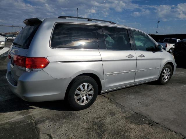 5FNRL3H62AB038194 - 2010 HONDA ODYSSEY EXL SILVER photo 3