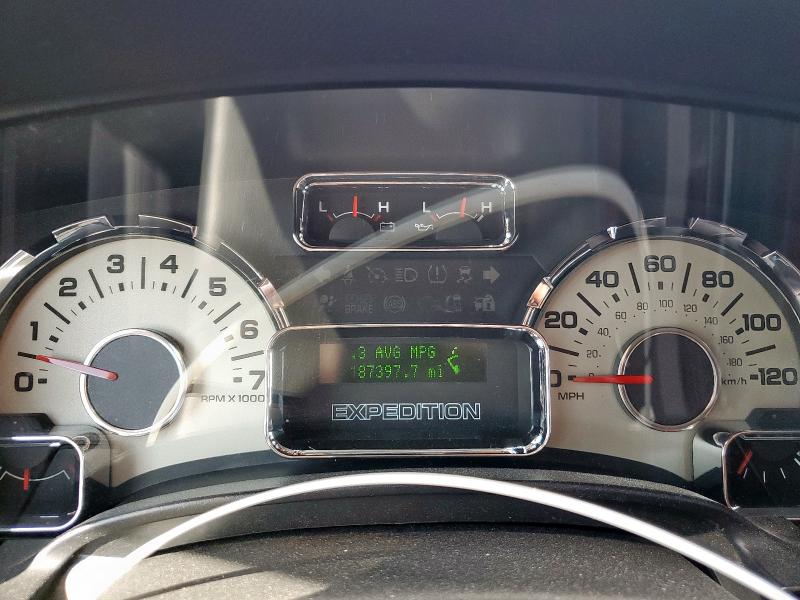 1FMJU1H55DEF00576 - 2013 FORD EXPEDITION XLT WHITE photo 9