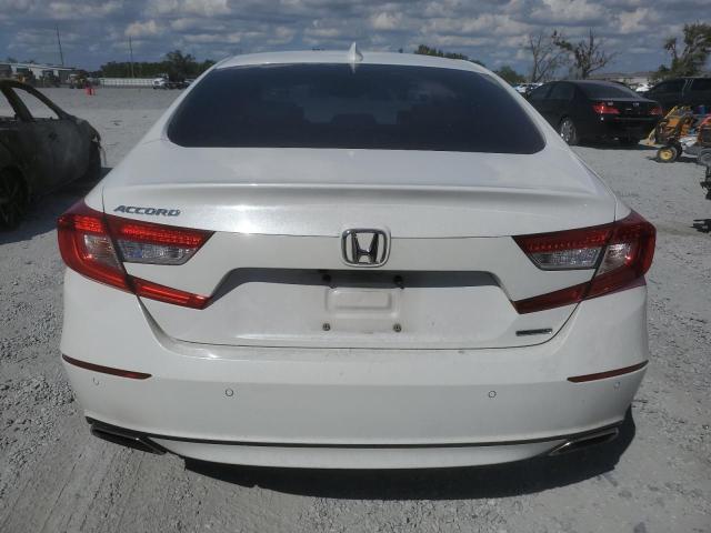 1HGCV1F97JA191925 - 2018 HONDA ACCORD TOURING أبيض صورة 6