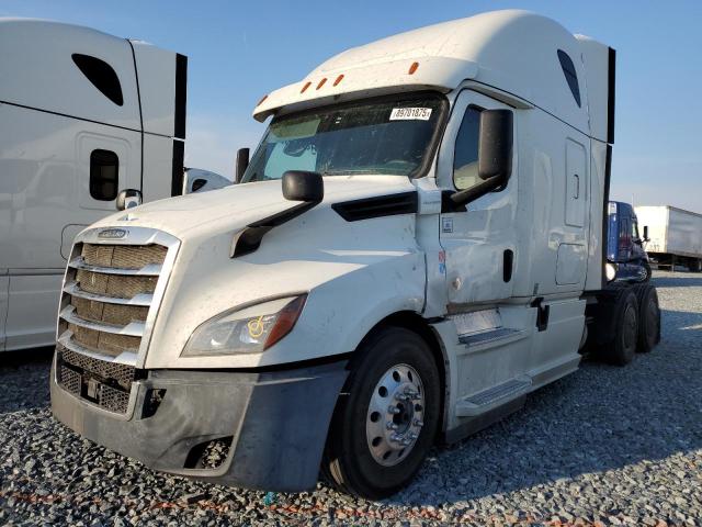 3AKJHHDR5JSJZ1514 - 2018 FREIGHTLINER CASCADIA 1 WHITE photo 2