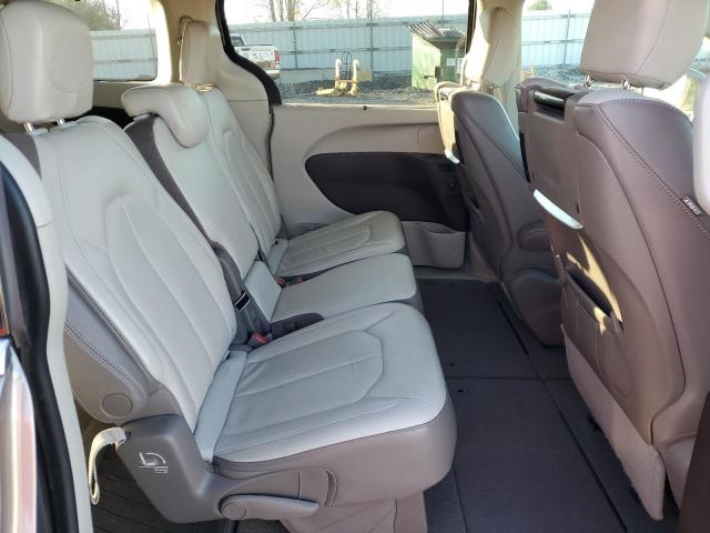 2C4RC1EG5JR139073 - 2018 CHRYSLER PACIFICA TOURING L PLUS BROWN photo 11