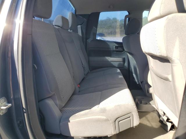 5TFRM5F18AX013385 - 2010 TOYOTA TUNDRA DOUBLE CAB SR5 GRAY photo 10