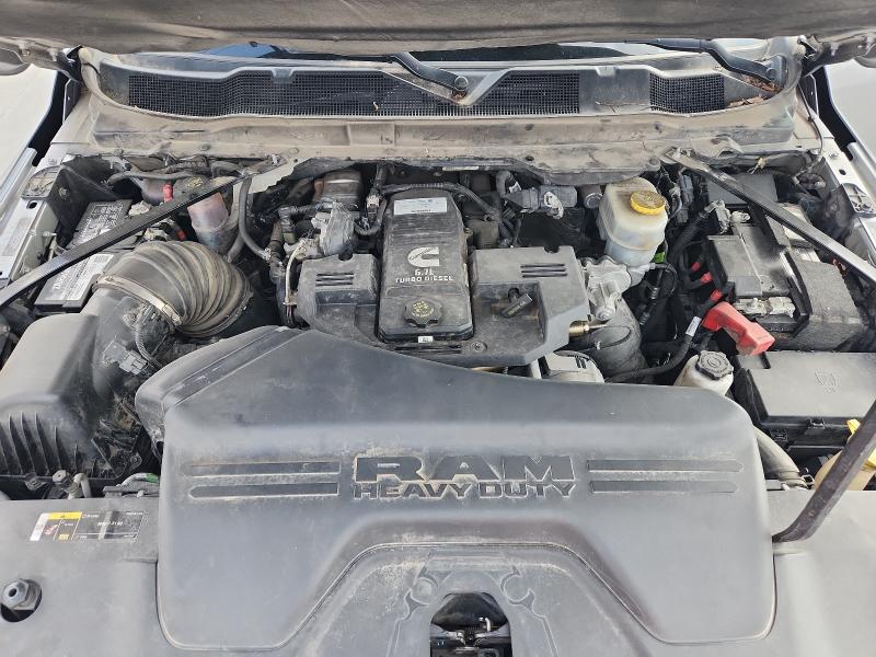 3C6UR5CL3PG569996 - 2023 RAM 2500 TRADESMAN 银色 照片 12