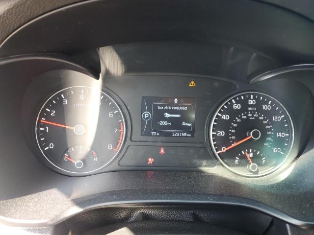 5XXGU4L33JG190389 - 2018 KIA OPTIMA EX GRAY photo 9