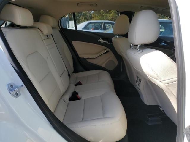 WDCTG4EB6HJ345155 - 2017 MERCEDES-BENZ GLA 250 Beyaz fotoğraf 10
