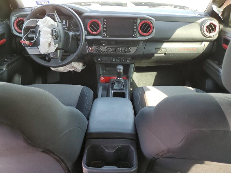 3TMCZ5AN4NM501021 - 2022 TOYOTA TACOMA DOUBLE CAB SILVER photo 8