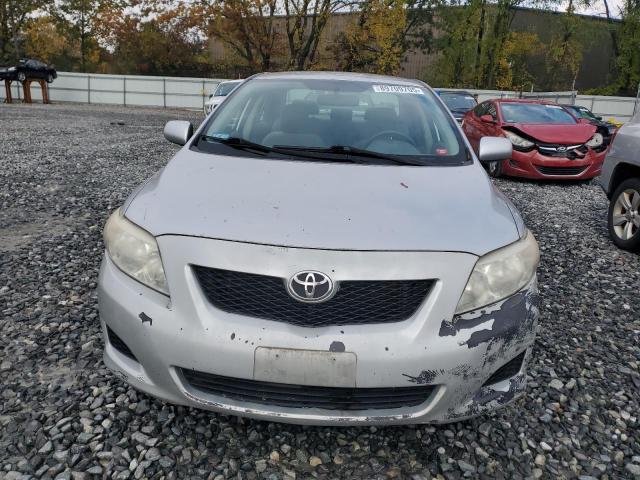 JTDBL40E49J053021 - 2009 TOYOTA COROLLA BASE 银色 照片 5