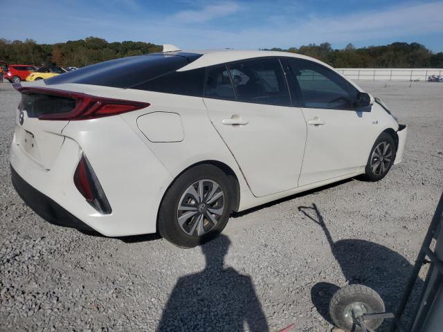 JTDKARFP0J3073870 - 2018 TOYOTA PRIUS PRIM WHITE photo 3