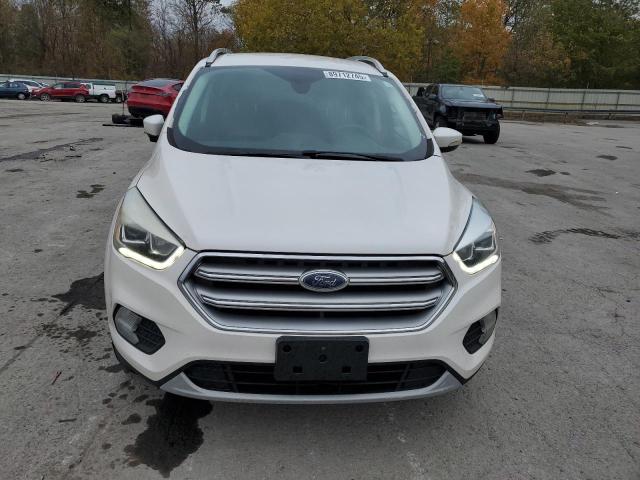 1FMCU0JD9HUB38980 - 2017 FORD ESCAPE TITANIUM 白色 照片 5