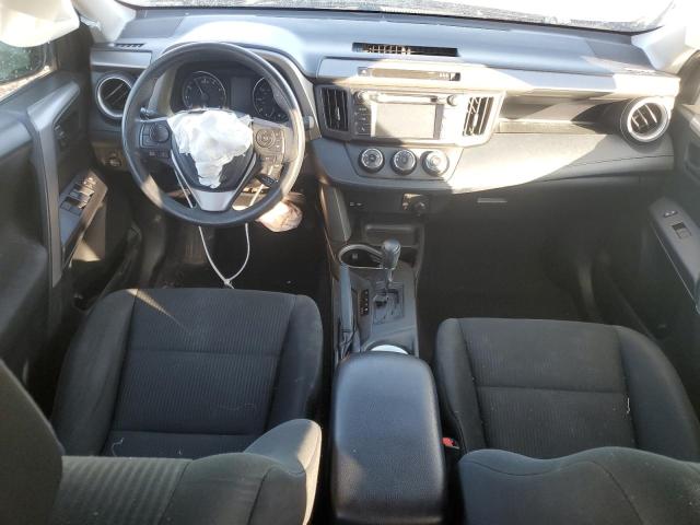 2T3BFREV6HW641077 - 2017 TOYOTA RAV4 LE 黑色 照片 8