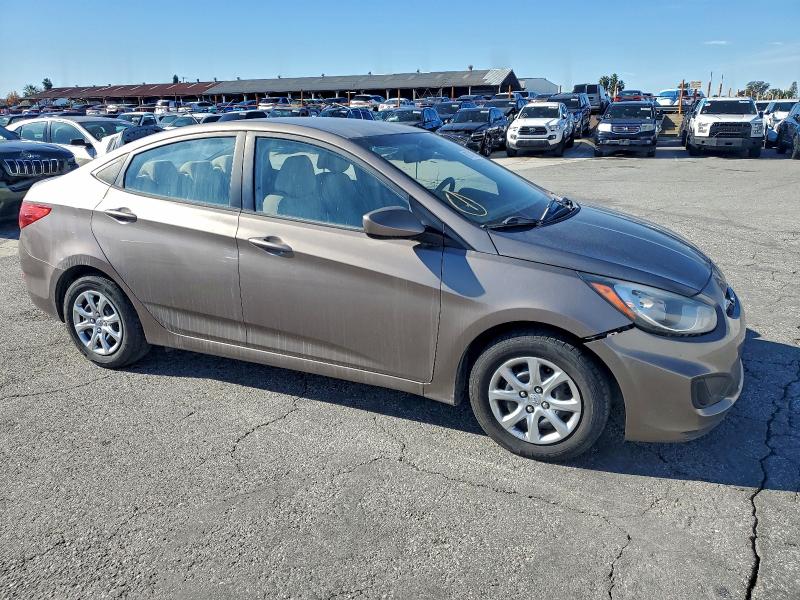 KMHCT4AE2DU317648 - 2013 HYUNDAI ACCENT GLS GRAY photo 4