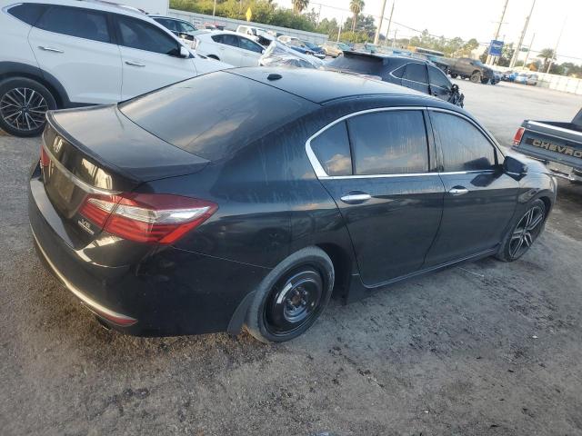 1HGCR3F9XHA012772 - 2017 HONDA ACCORD TOURING 黑色 照片 3
