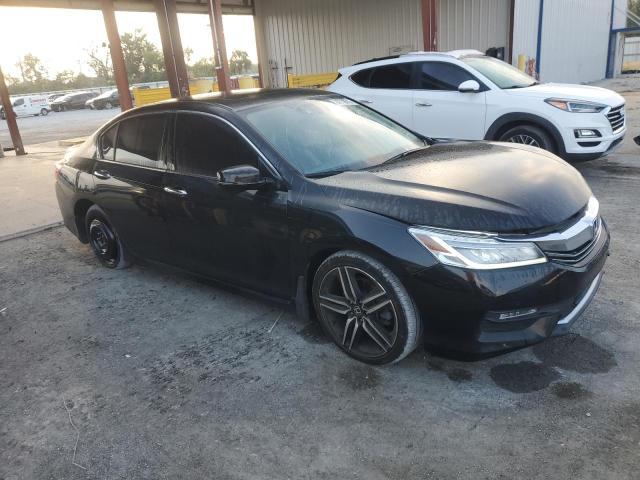 1HGCR3F9XHA012772 - 2017 HONDA ACCORD TOURING 黑色 照片 4