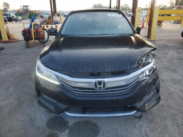 1HGCR3F9XHA012772 - 2017 HONDA ACCORD TOURING 黑色 照片 5