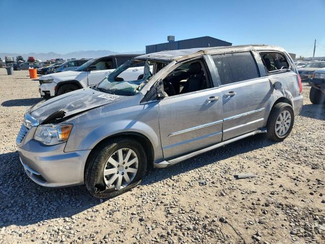 2016 CHRYSLER TOWN & COU TOURING, 