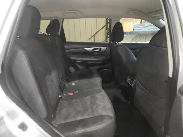 KNMAT2MV7GP644996 - 2016 NISSAN ROGUE S SILVER photo 11