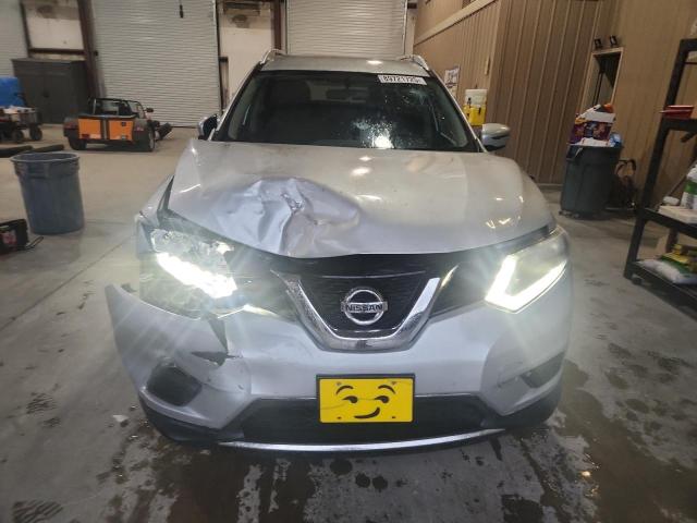 KNMAT2MV7GP644996 - 2016 NISSAN ROGUE S SILVER photo 5