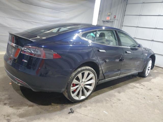 5YJSA1H18EFP35102 - 2014 TESLA MODEL S Blau Foto 3