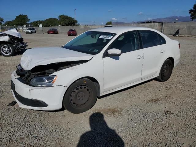 2012 VOLKSWAGEN JETTA SE, 