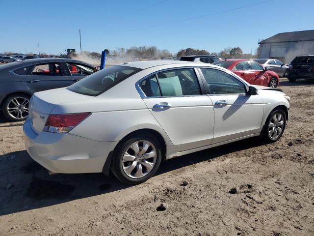 1HGCP3F86AA008737 - 2010 HONDA ACCORD EXL WHITE photo 3