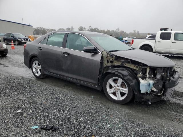 4T1BF1FK2DU639626 - 2013 TOYOTA CAMRY L GRAY photo 4