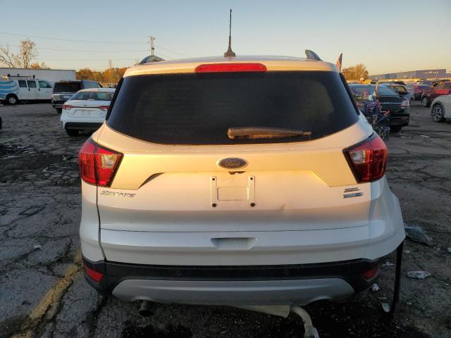 1FMCU9HD7KUA16992 - 2019 FORD ESCAPE SEL أبيض صورة 6