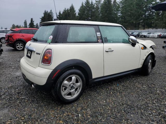 WMWMF3C50ATZ21415 - 2010 MINI COOPER CREAM photo 3