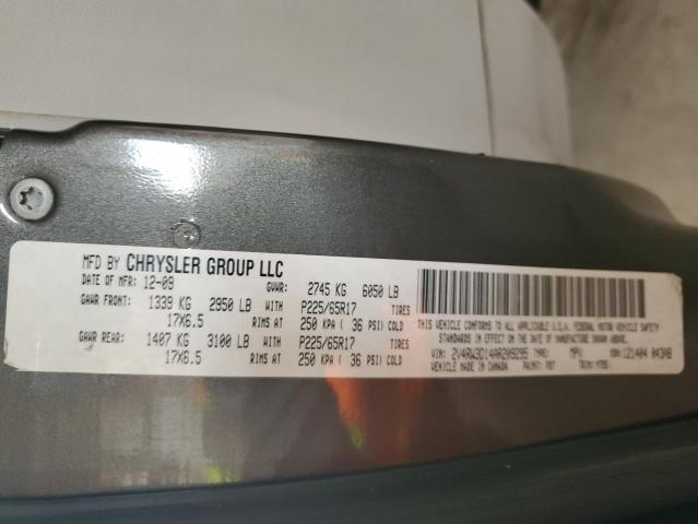 2V4RW3D14AR209295 - 2010 VOLKSWAGEN ROUTAN SE Gris photo 13
