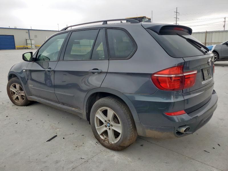 5UXZV4C52BL410547 - 2011 BMW X5 XDRIVE35I CHARCOAL photo 2