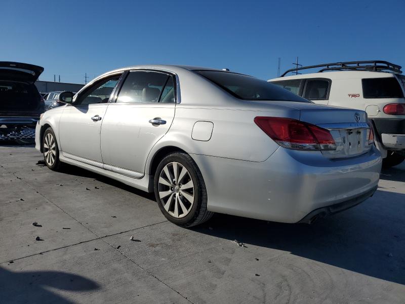 4T1BK3DB4BU403101 - 2011 TOYOTA AVALON BASE Күміс фото 2