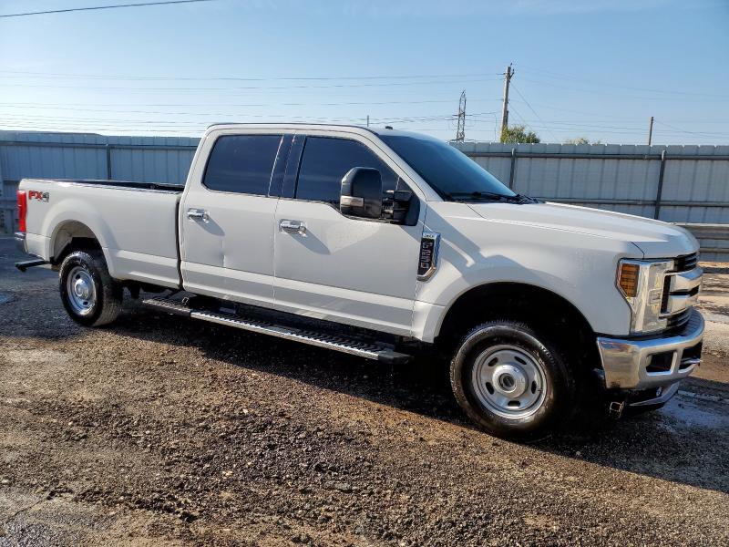 1FT7W2B64KEE52565 - 2019 FORD F250 SUPER DUTY თეთრი ფოტო 4