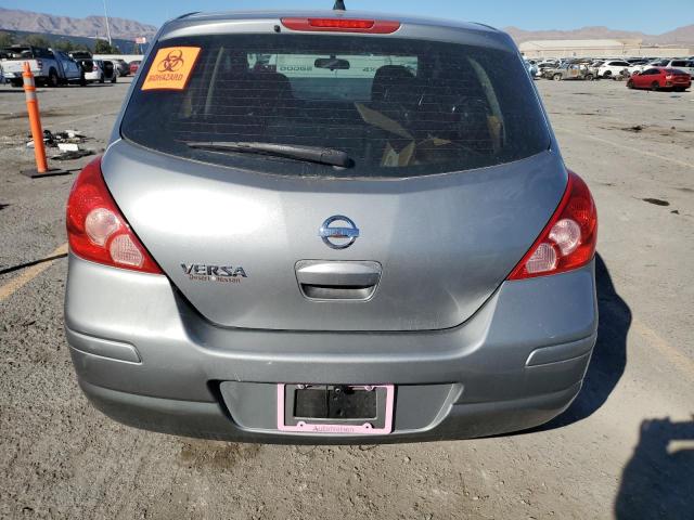 3N1BC1CP9BL378986 - 2011 NISSAN VERSA S GRAY photo 6