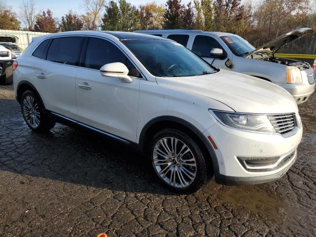 2LMTJ8LR3GBL56213 - 2016 LINCOLN MKX RESERVE WHITE photo 4