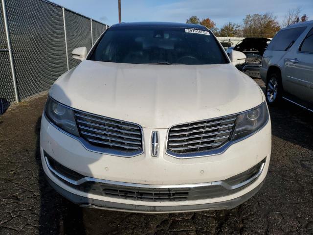 2LMTJ8LR3GBL56213 - 2016 LINCOLN MKX RESERVE WHITE photo 5