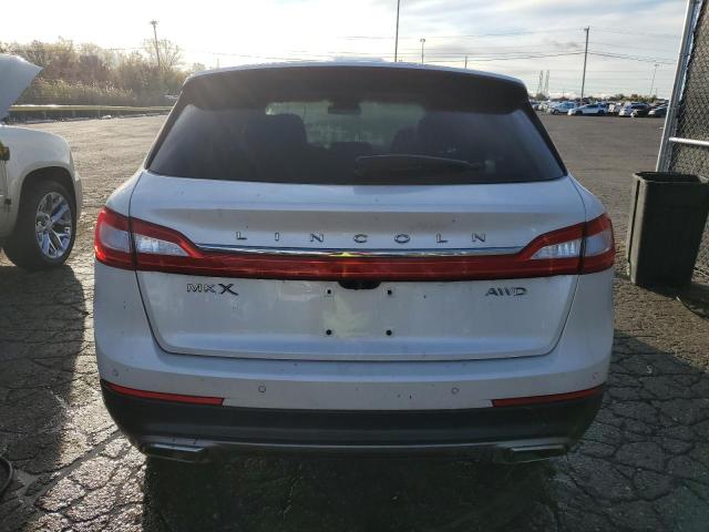 2LMTJ8LR3GBL56213 - 2016 LINCOLN MKX RESERVE WHITE photo 6