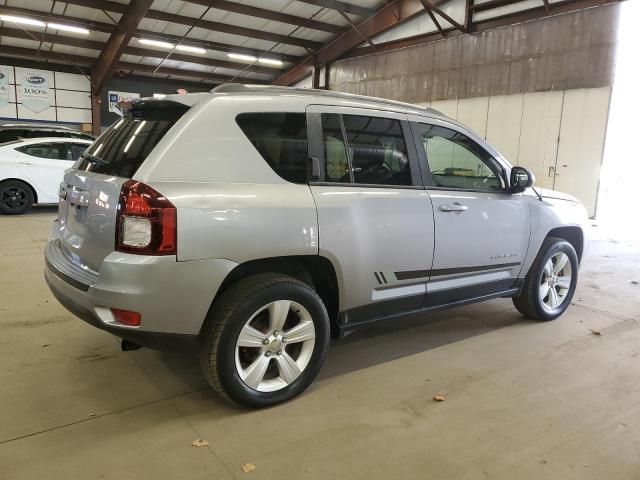 1C4NJDBB8FD214535 - 2015 JEEP COMPASS SPORT Gümüş fotoğraf 3