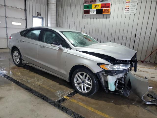 1FA6P0H74E5362016 - 2014 FORD FUSION SE 银色 照片 4
