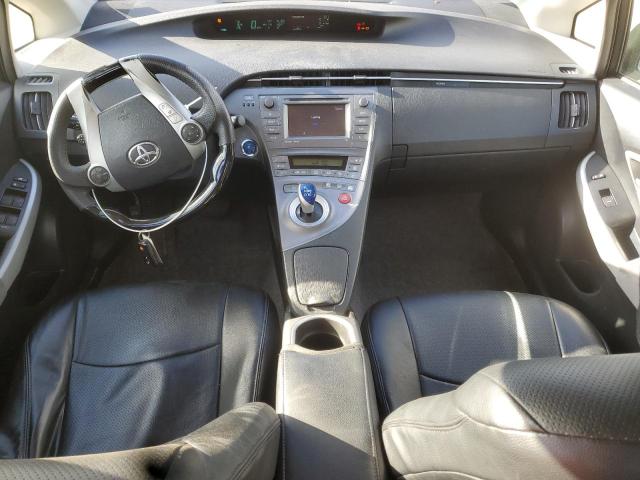 JTDKN3DU1C5461028 - 2012 TOYOTA PRIUS WHITE photo 8