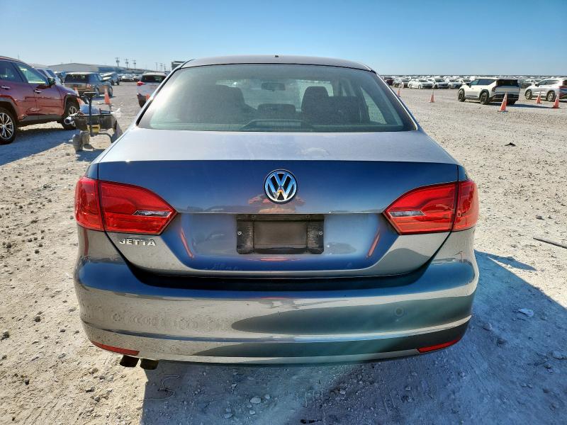 3VW2K7AJ2EM237903 - 2014 VOLKSWAGEN JETTA BASE 灰色 照片 6