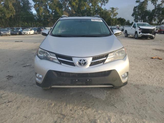 2T3WFREV0FW134951 - 2015 TOYOTA RAV4 XLE SILVER photo 5