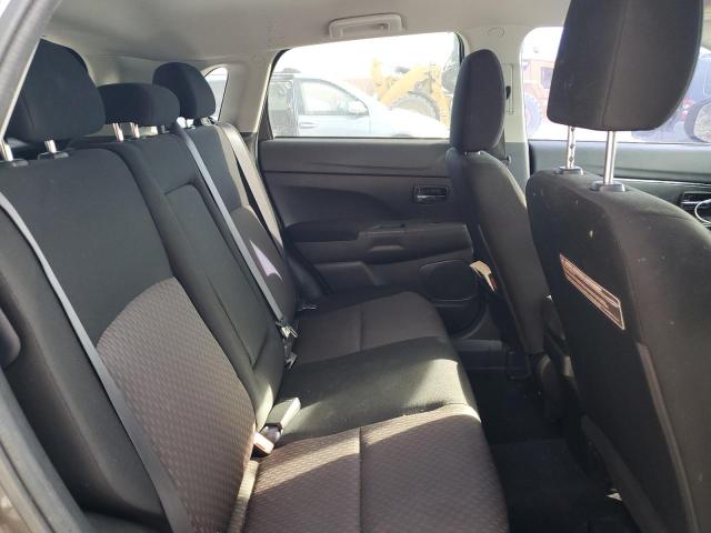 JA4AP3AUXJU014561 - 2018 MITSUBISHI OUTLANDER ES ნაცრისფერი ფოტო 11