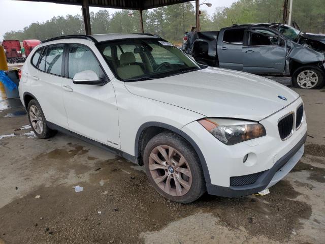 WBAVL1C52DVR87930 - 2013 BMW X1 XDRIVE28I WHITE photo 4