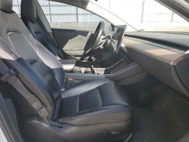 5YJ3E1EB1JF067806 - 2018 TESLA MODEL 3 WHITE photo 7