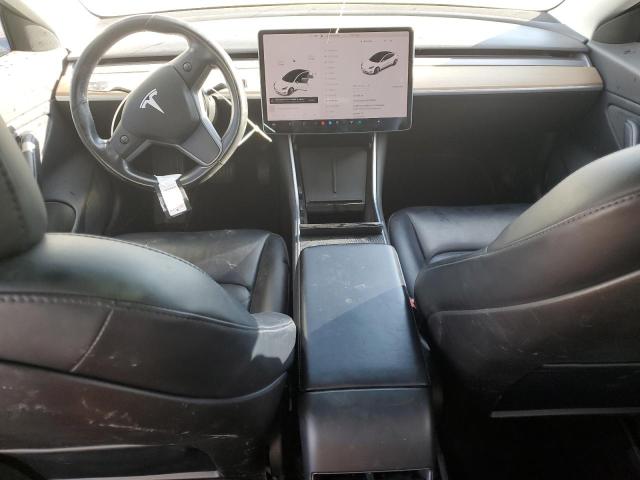 5YJ3E1EB1JF067806 - 2018 TESLA MODEL 3 WHITE photo 8