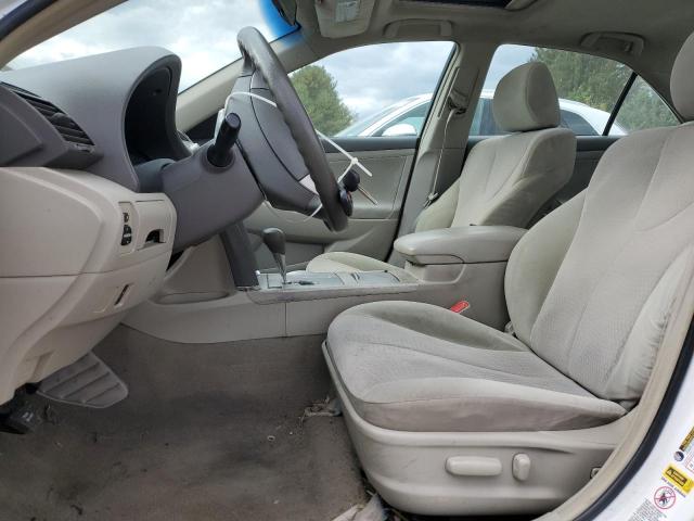 4T1BF3EK4BU622448 - 2011 TOYOTA CAMRY BASE Blanco foto 7