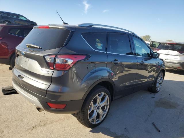 1FMCU9JD0HUD20183 - 2017 FORD ESCAPE TITANIUM رمادي صورة 3