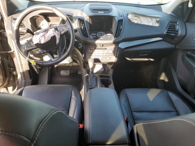 1FMCU9JD0HUD20183 - 2017 FORD ESCAPE TITANIUM رمادي صورة 8