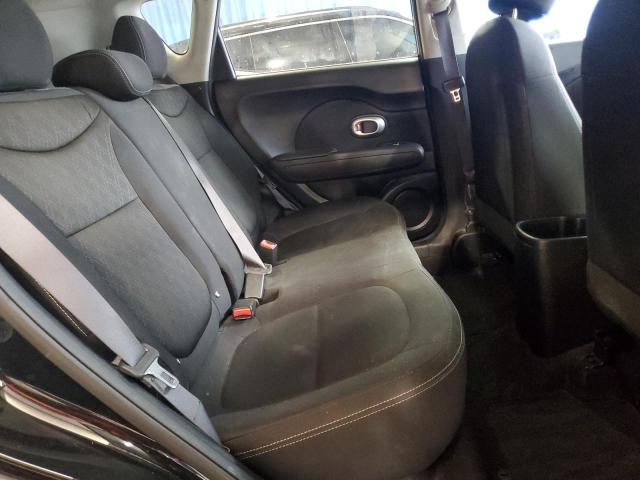 KNDJN2A29K7652076 - 2019 KIA SOUL BLACK photo 11