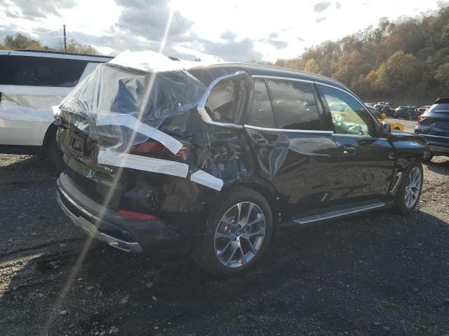 5UX43EU08S9Z18530 - 2025 BMW X5 XDRIVE50E BLACK photo 3